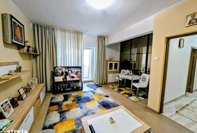 Apartament cu 2 camere decomandat în Pajura