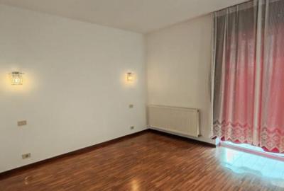 Apartament 4 camere, 111 mp, zona Depozitul de flori - 3