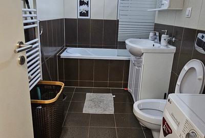 Apartament cu 3 camere de inchiriat zona Tractorul bloc nou - 15