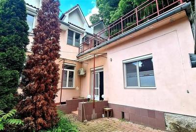 Birou, 200 mp în P-ța Maria