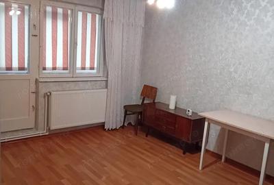Apartament cu 3 camere decomandat în Central - 8