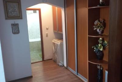 Apartament cu 2 camere decomandat în Casa de Cultură - 4