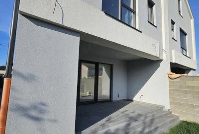 Casă cu 5 camere cu Teren 300 Mp în Chișoda - 4