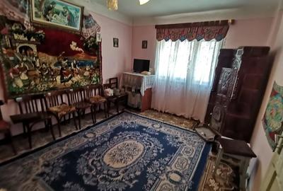 VAND CASA 4 camere ,curte si gradina de 536 mp,sat.Rod - 17