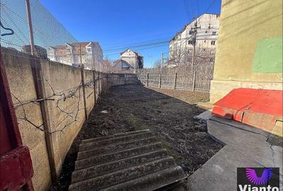 Apartament cu 3 camere decomandat în Terezian - 12