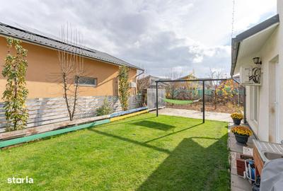 Casă cu 4 camere cu Teren 275 Mp în Central