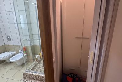 Apartament cu 3 camere în Central - 1