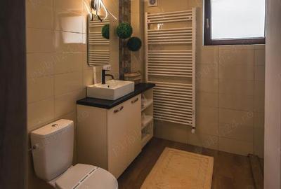 Casă cu 11 camere cu Teren 350 Mp în Central - 4