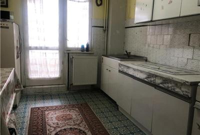 DECOMANDAT 3 CAMERE  | GRIVITEI - TUDOR VLADIMIRESCU - 10