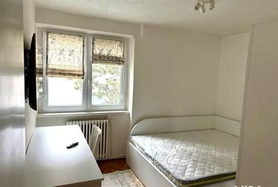 Apartament cu 3 camere semidecomandat în Central - 4