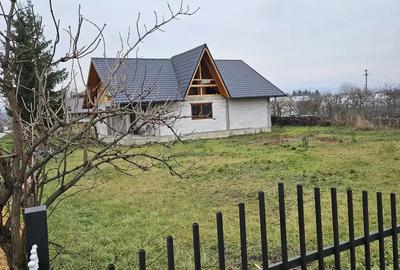 Casă cu 6 camere în Zănești - 5