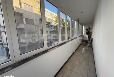 Apartament cu 4 camere decomandat, mobilat în Central - 3