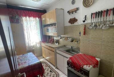 Apartament 3 camere situat in zona Casa de Cultura - 5