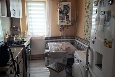 Apartament cu 2 camere nedecomandat în Vasile Aaron - 3