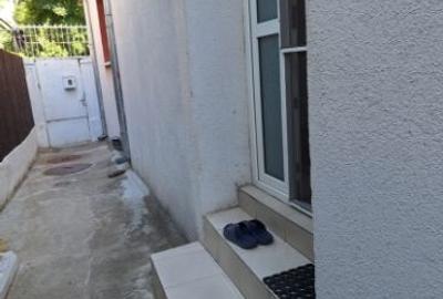 Casă cu 2 camere cu Teren 20 Mp în Central - 4