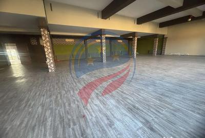 Spațiu comercial, de 600 mp, în Calea București - 2