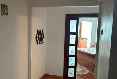 Vand artament 2 camere foarte aproape de plaja –Bulevardul Mamaia, zona 3 Papuci - 3