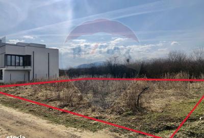 Teren de 500 mp, în Sânpetru - 2