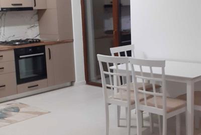 Apartament cu 3 camere decomandat în Central - 6