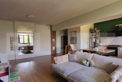 Apartament cu 3 camere, 98 mp, cu gradina de 281 mp, zona St - 2