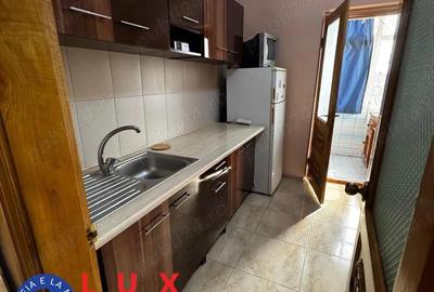 Apartament cu 2 camere decomandat în C5 - 1