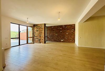 Apartament cu 4 camere semidecomandat în Mănăștur - 2