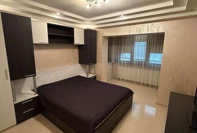 Apartament cu 3 camere decomandat în Central - 3
