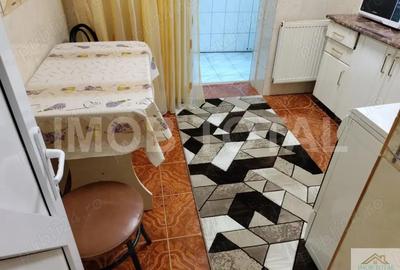 Apartament 2 camere Fratii Golesti