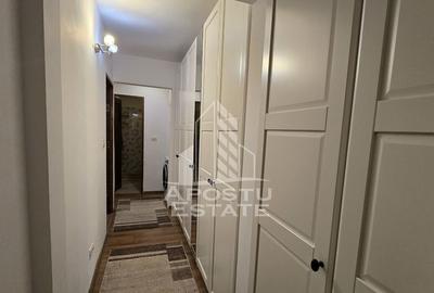 Apartament cu 3 camere decomandat, mobilat în Torontalului