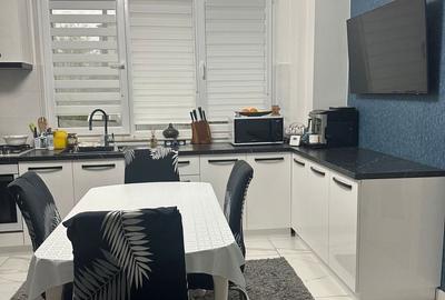 Apartament cu 2 camere decomandat în Central - 4