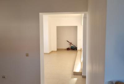 Proprietate generoasa- Casa cu 4 dormitoare si o curte mare - 7