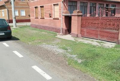 Casă cu 5 camere în Racovița - 2