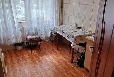 Apartament decomandat în Central - 6