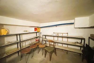 Spațiu comercial, de 175 mp, în Central - 1