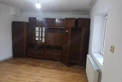 Inchiriez casa cu 3 camere - 7