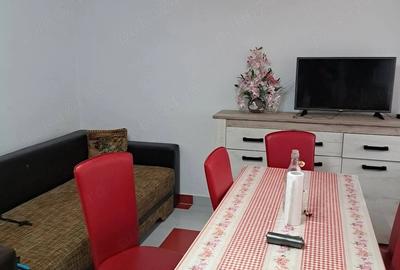 Casă cu Teren 100 Mp în Central - 3