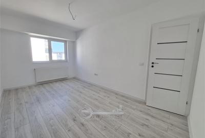 Apartament cu 2 camere decomandat în Galata - 12