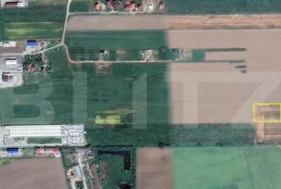 Teren de 3300 mp, în Lucian Blaga - 1