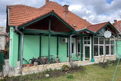 Casă cu 4 camere în Gheorgheni - 2