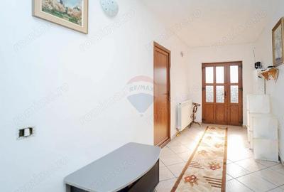 Casă cu 4 camere cu Teren 1800 Mp în Chiperești - 5