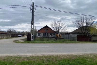 Spațiu comercial, de 400 mp, în Central - 4