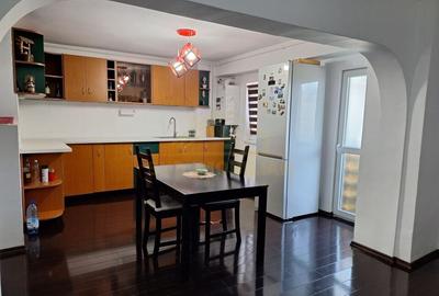 APARTAMENT 3 CAMERE-CENTRU PRIMARIE - 4