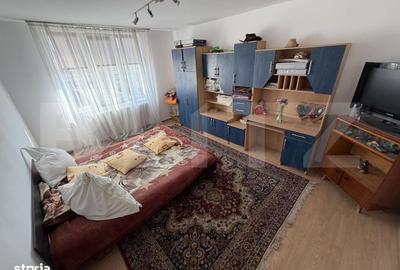 Apartament cu 2 camere decomandat în Central - 2
