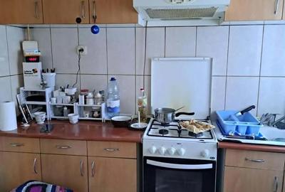 Apartament cu 3 camere decomandat în Micro 15 - 9