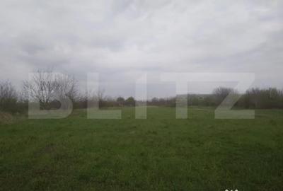 Teren de 3515 mp, în Central - 5