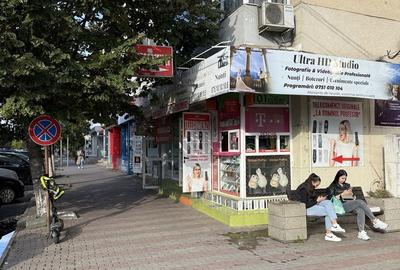 Spațiu comercial, de 25 mp, în Central - 7