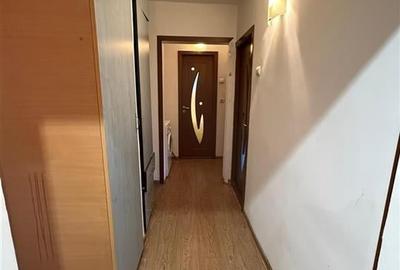 APARTAMENT 3 CAMERE, ETAJ 2, 1 DECEMBRIE - 6