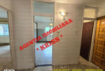 Apartament cu 3 camere decomandat în Central - 2