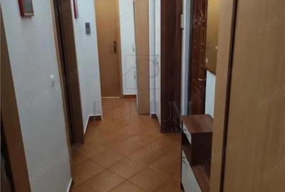 Apartament cu 2 camere decomandat, mobilat în Steaua