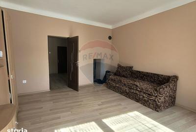 Casă cu 2 camere cu Teren 913 Mp în Central - 10